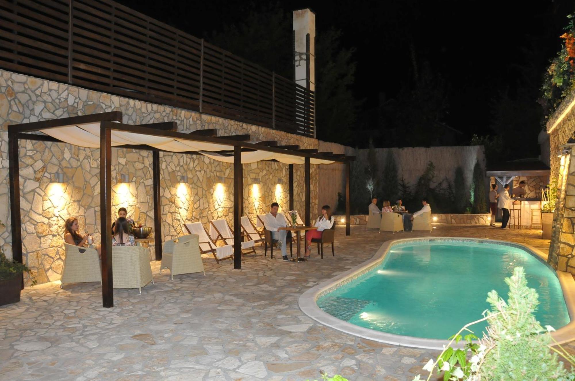 Belgrade Boutique House Bed & Breakfast Bagian luar foto
